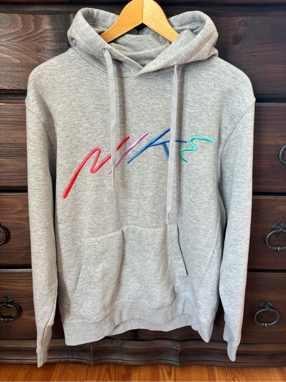 Nike Men’s Ja Club Fleece Pullover Hoodie, Gray, Embroidered, Size M